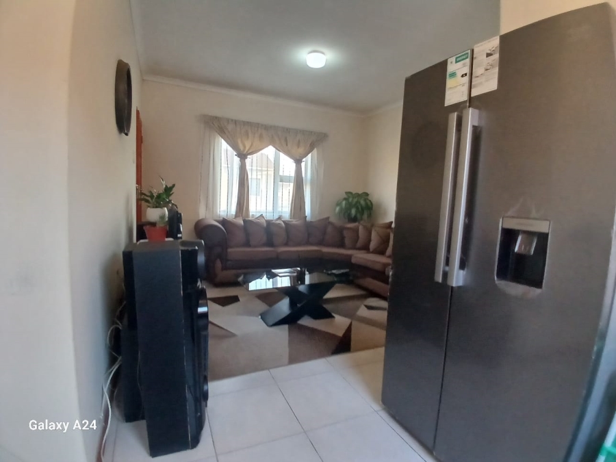 2 Bedroom Property for Sale in Graceland Eastern Cape